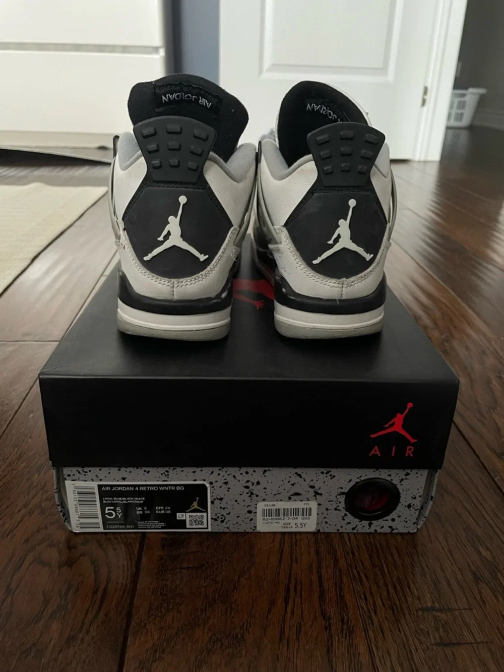 Air Jordan 4 military blacks - Picture 3 of 3